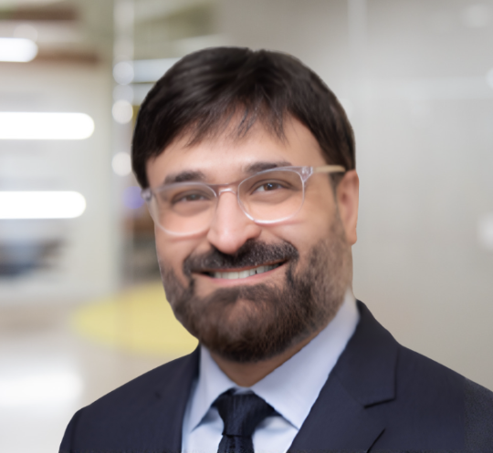 Kashif Mahmood Headshot
